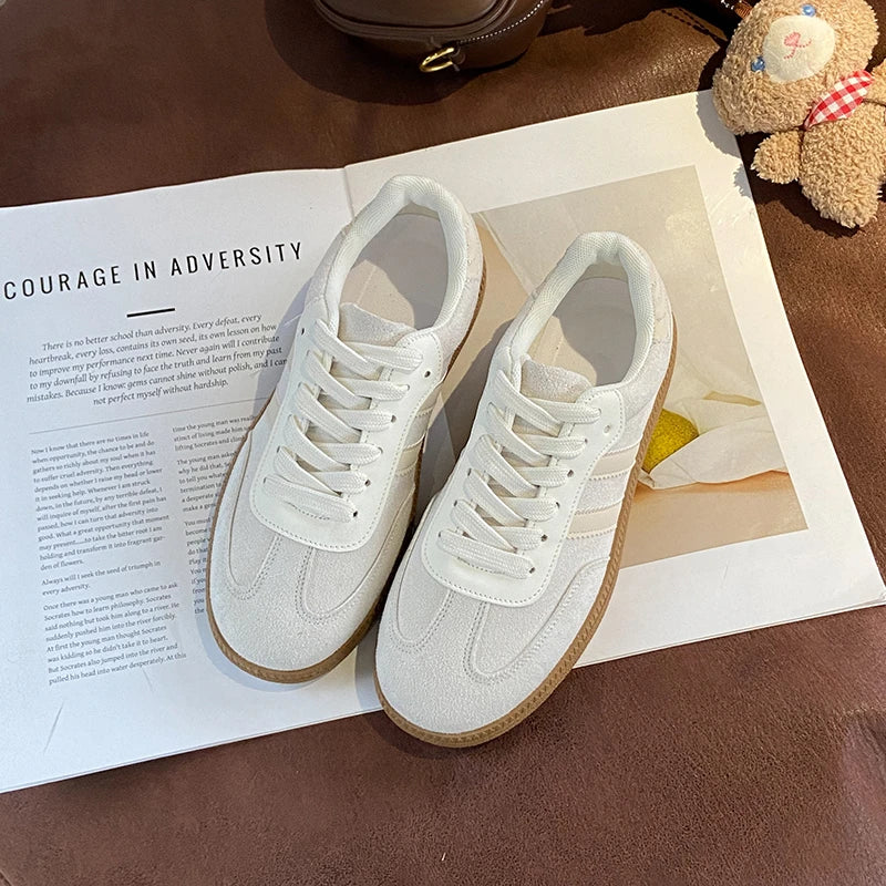 Women's Casual Shoes