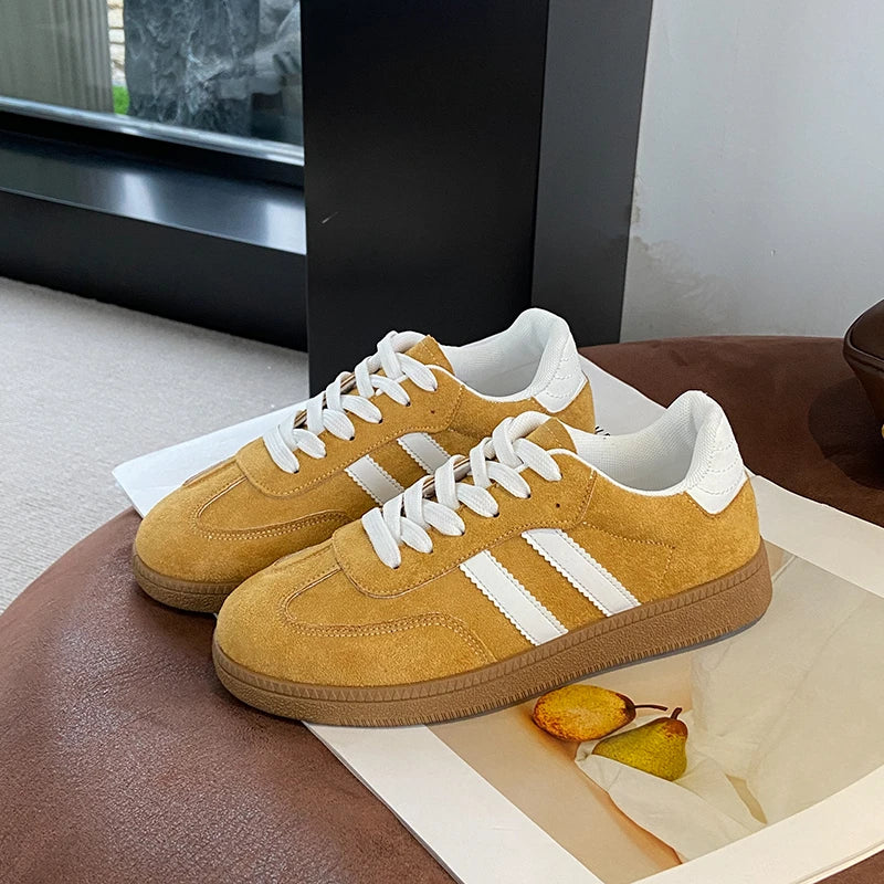 Women's Casual Shoes