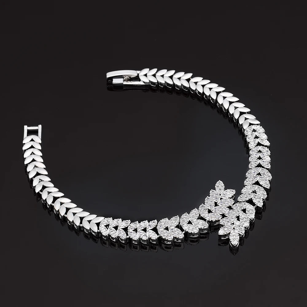 4 Pieces Zirconia Necklace Set