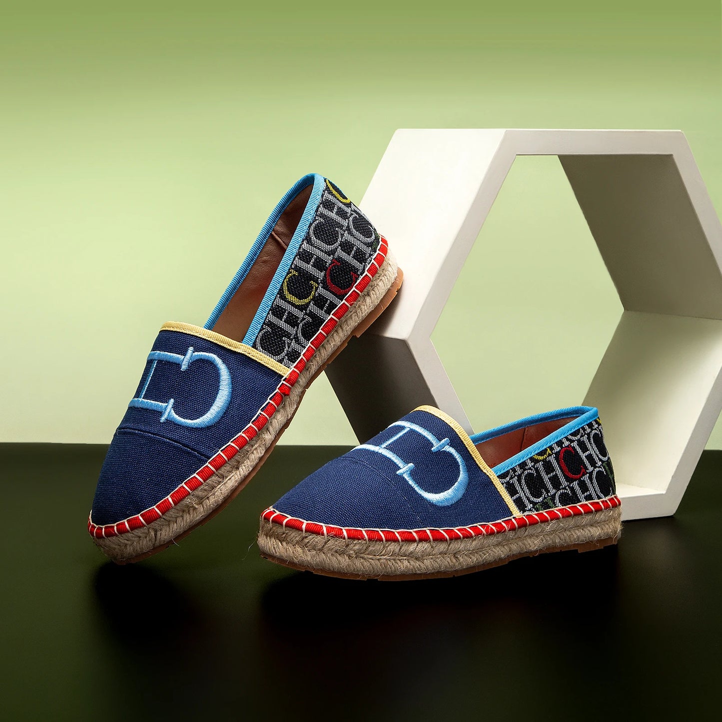 Fashion Colour Blocking Design Retro Style