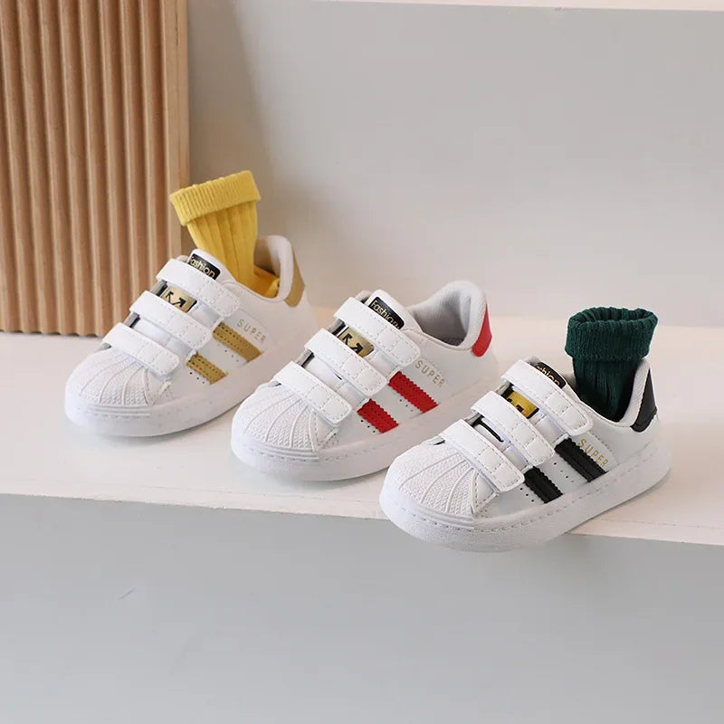 Sports Shoes