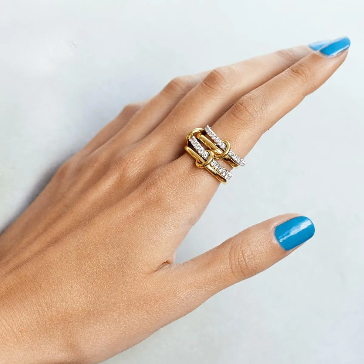 Zircon ring