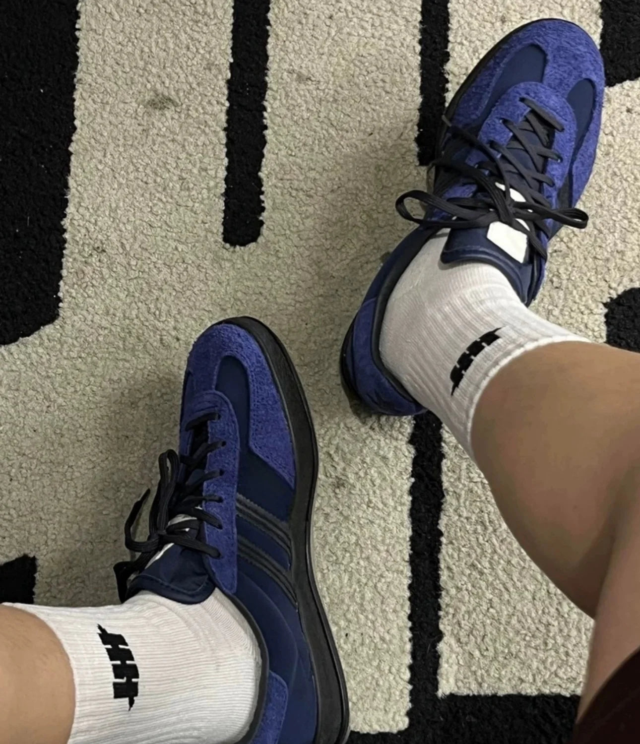 Sneakers Cross-tied Comfort