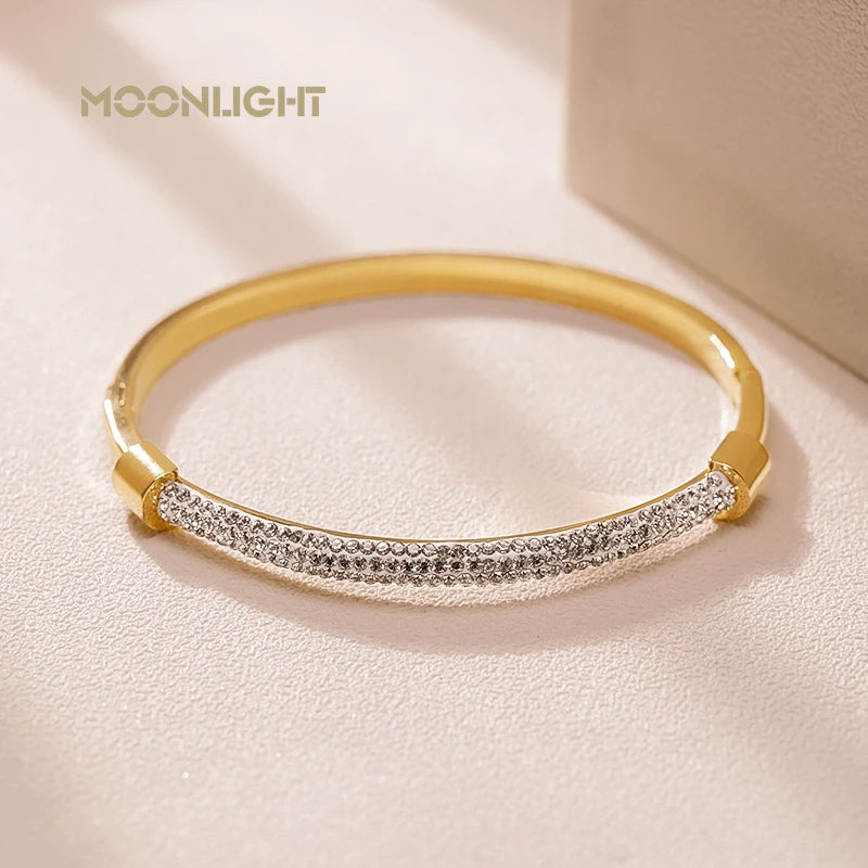 MOONLIGHT Fashion
