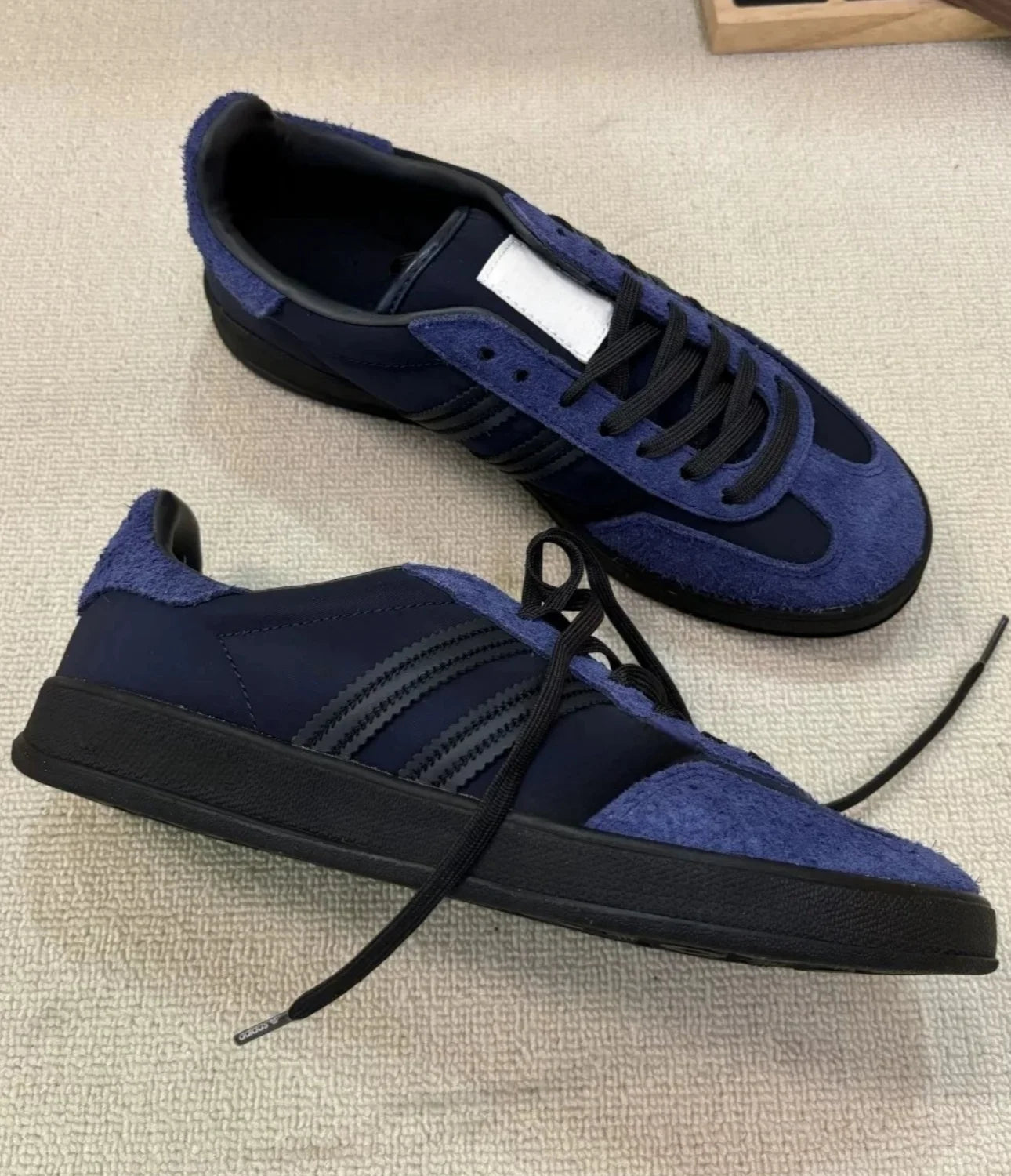 Sneakers Cross-tied Comfort