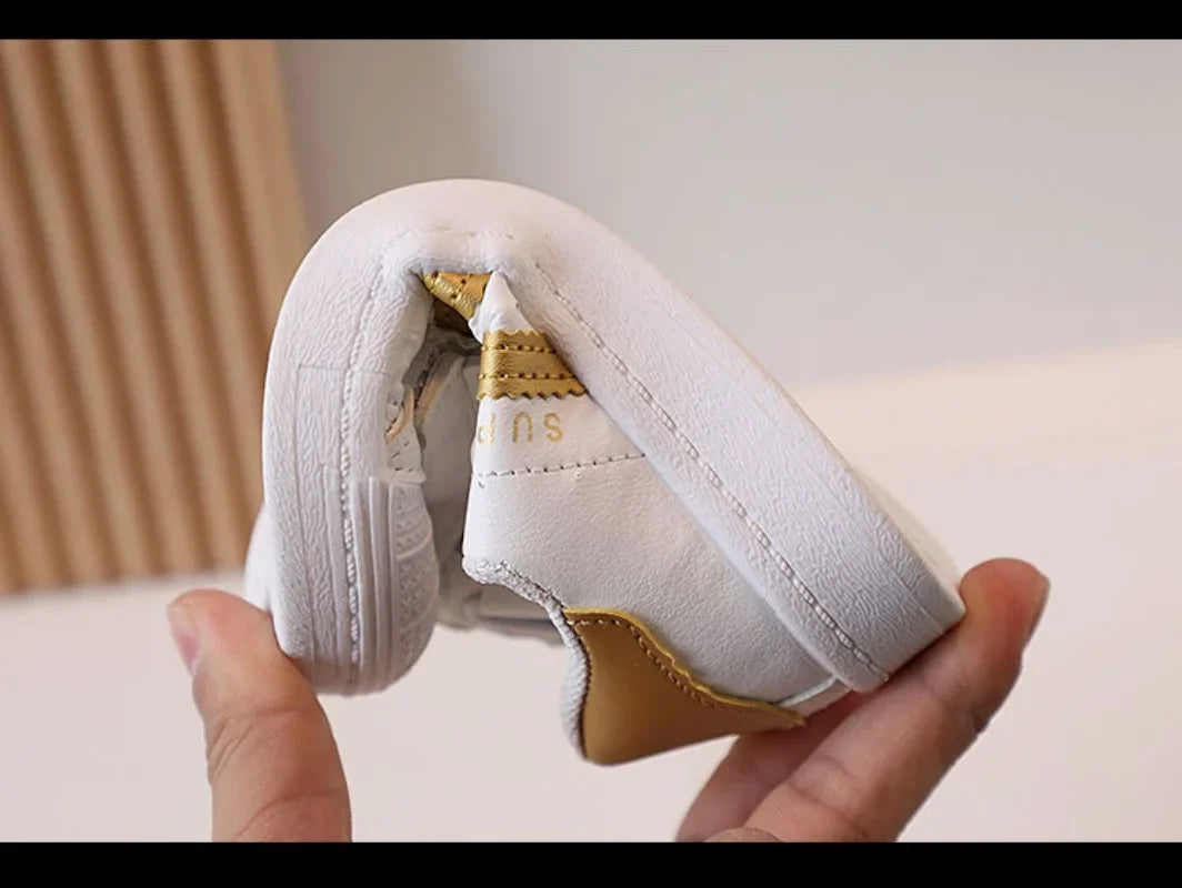 Sports Shoes