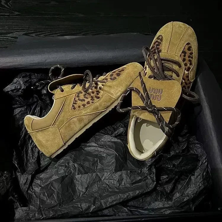 Casual Sports Shoes