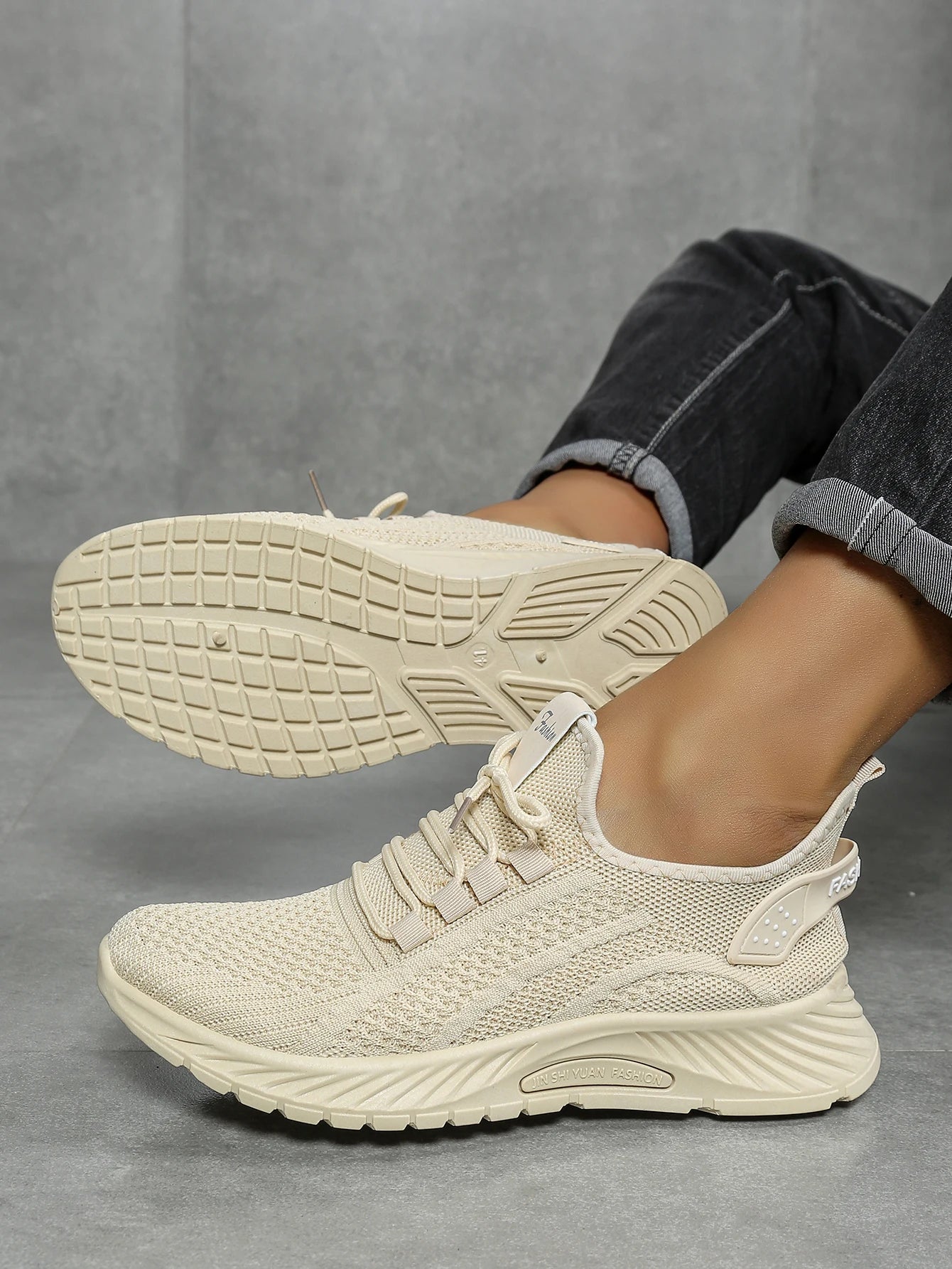 Shoes women fall 2024 new fashion leisure sports single shoes wholesale cross-border factory trend fly weaving women shoes