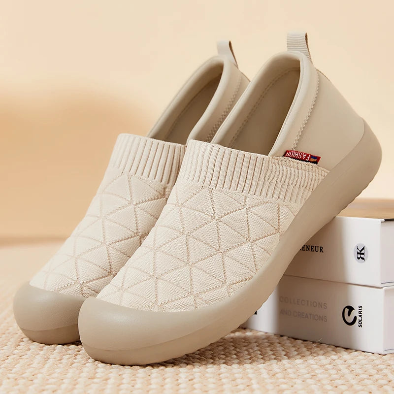 Woman's shoes