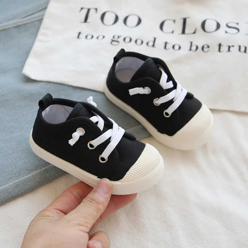 Tennis Shoes