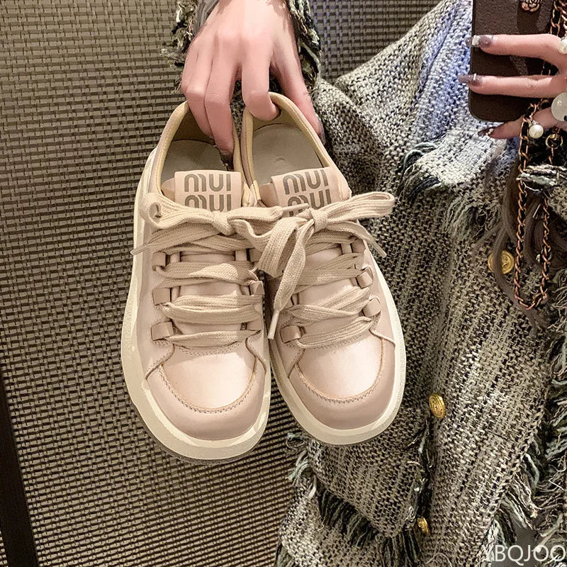 Sports Shoes