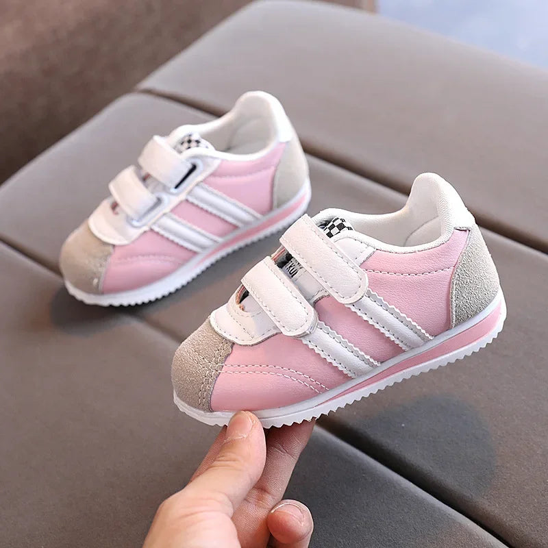 Tennis Shoes