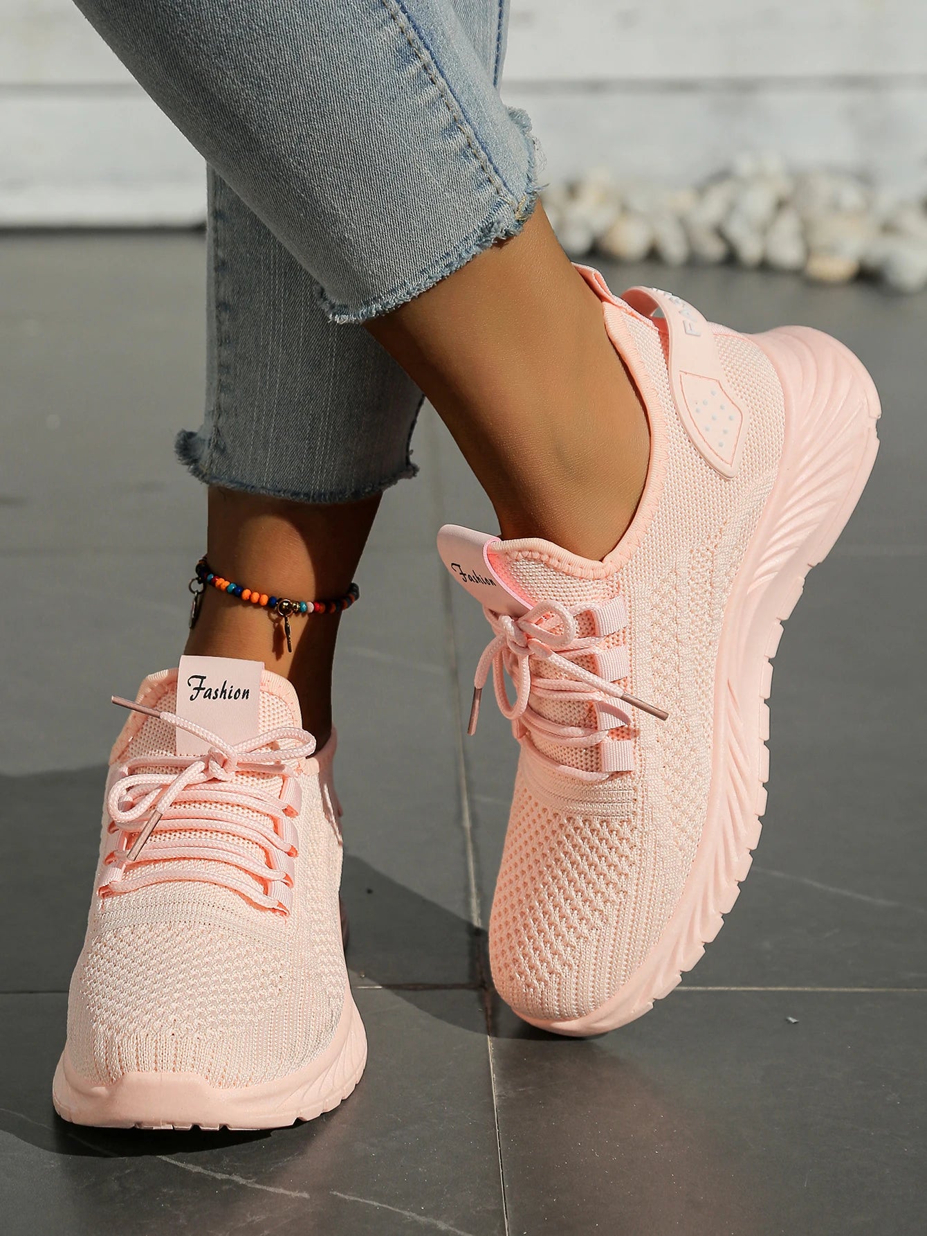 Shoes women fall 2024 new fashion leisure sports single shoes wholesale cross-border factory trend fly weaving women shoes