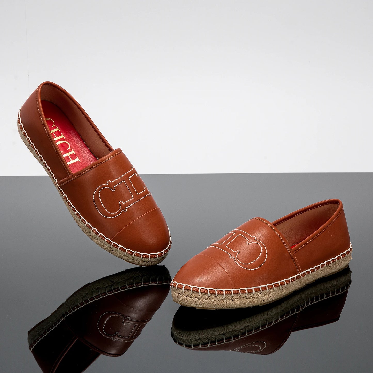 CHCH Women's Lefu Shoes
