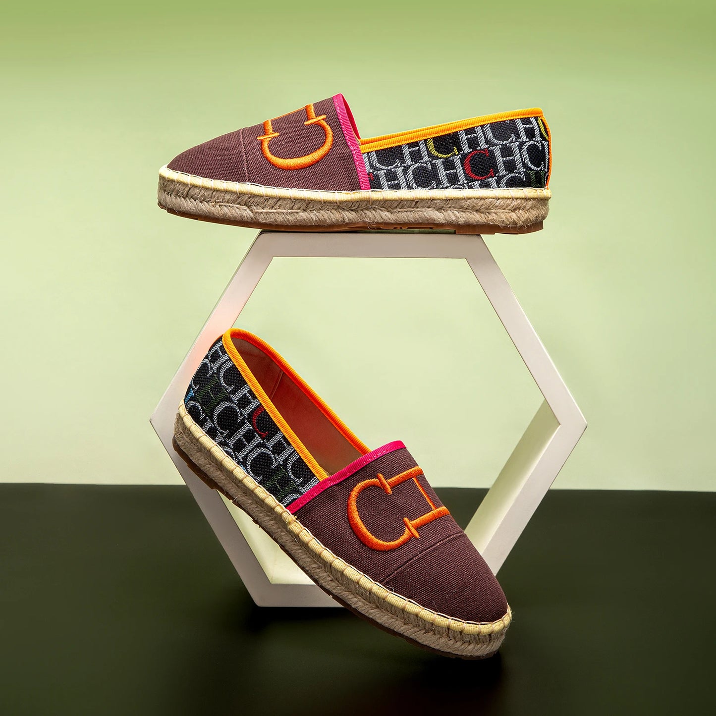 Fashion Colour Blocking Design Retro Style
