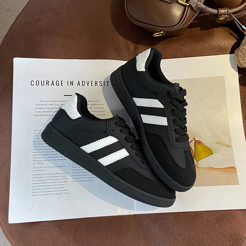 Women's Casual Shoes