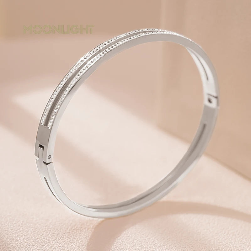 MOONLIGHT Fashion
