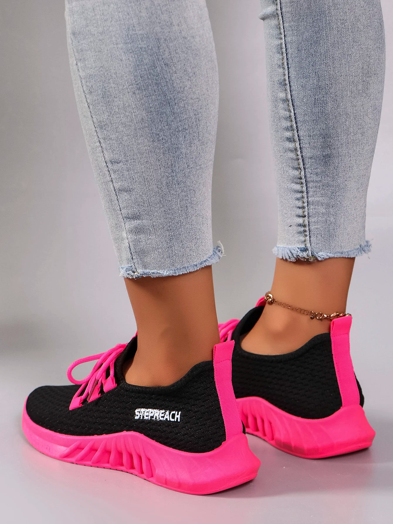 Casual Sports Shoes