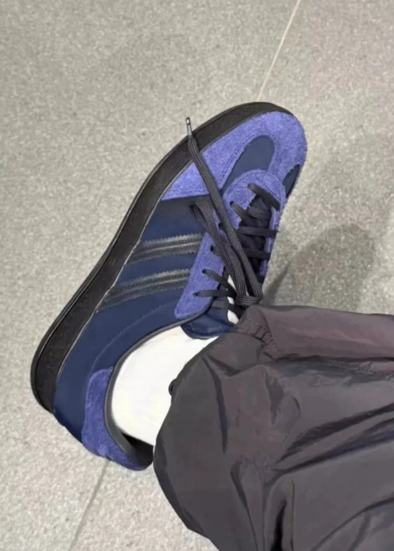 Sneakers Cross-tied Comfort