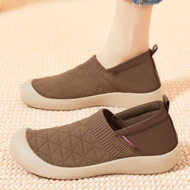 Woman's shoes