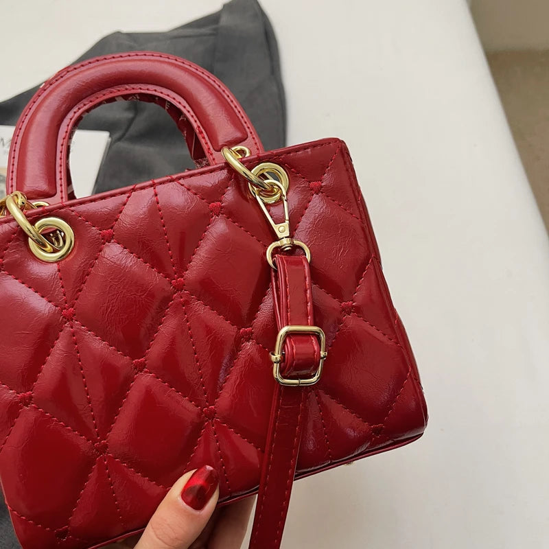Classic red Handbag