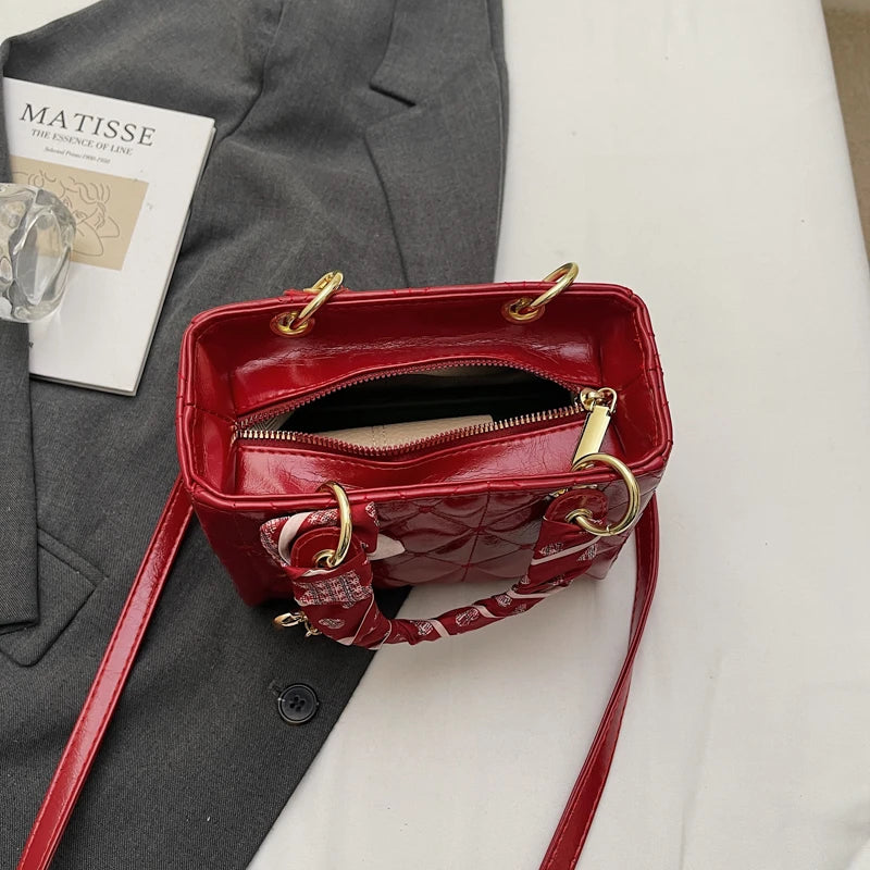 Classic red Handbag
