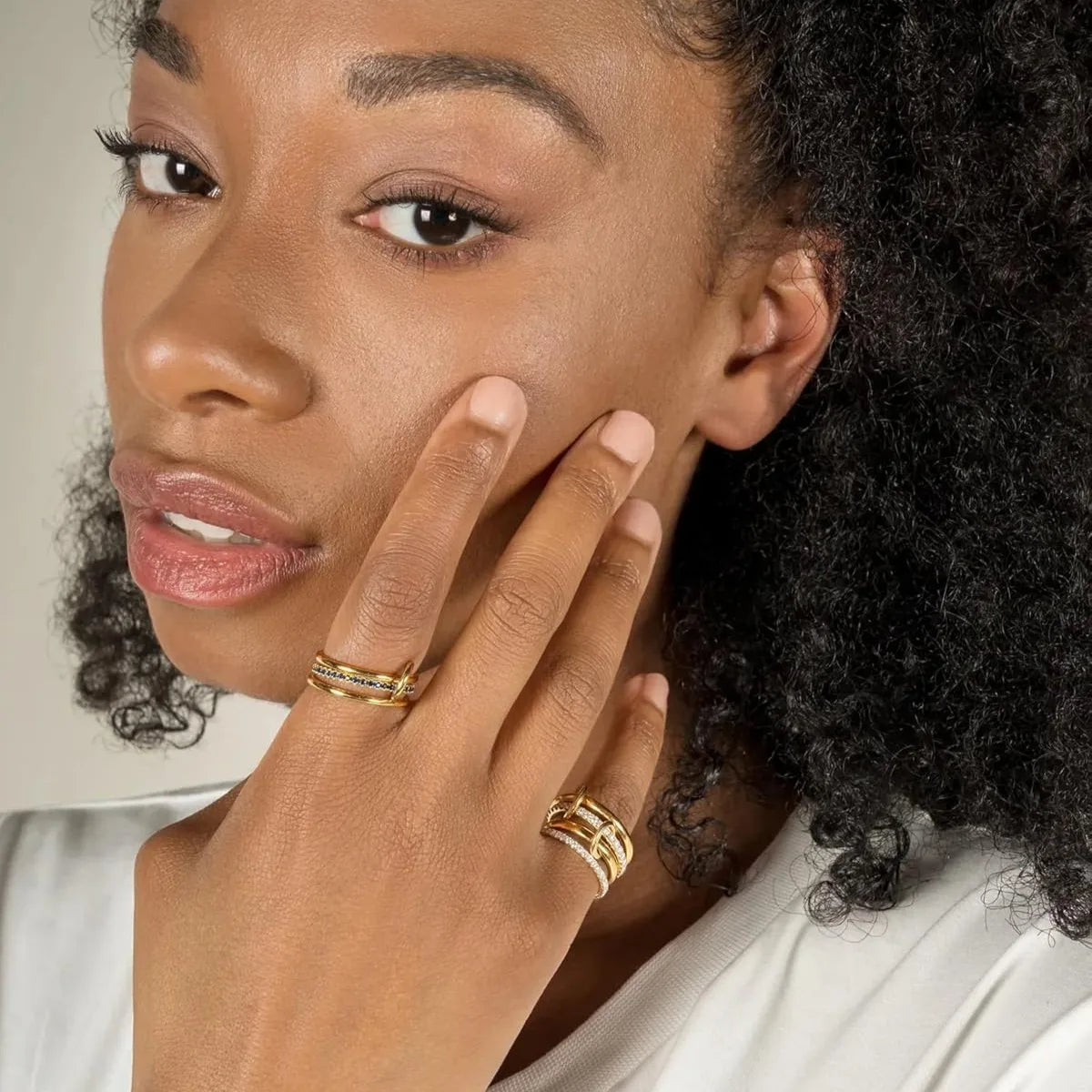Zircon ring