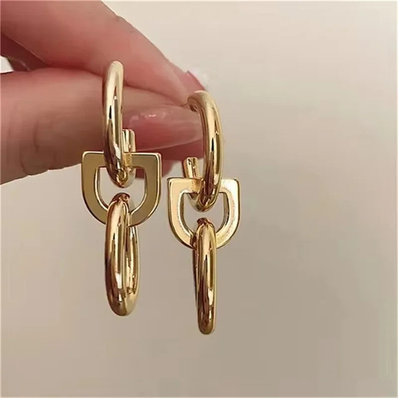 Metal Chain Pendant Earrings
